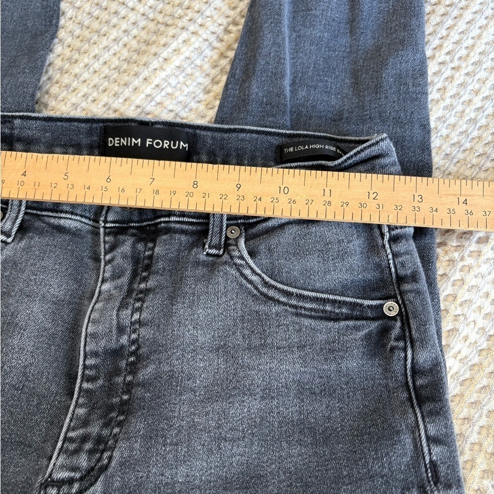 Denim Forum Aritzia the Lola high rise skinny crop grey wash size 28=26x24” - Picture 14 of 15